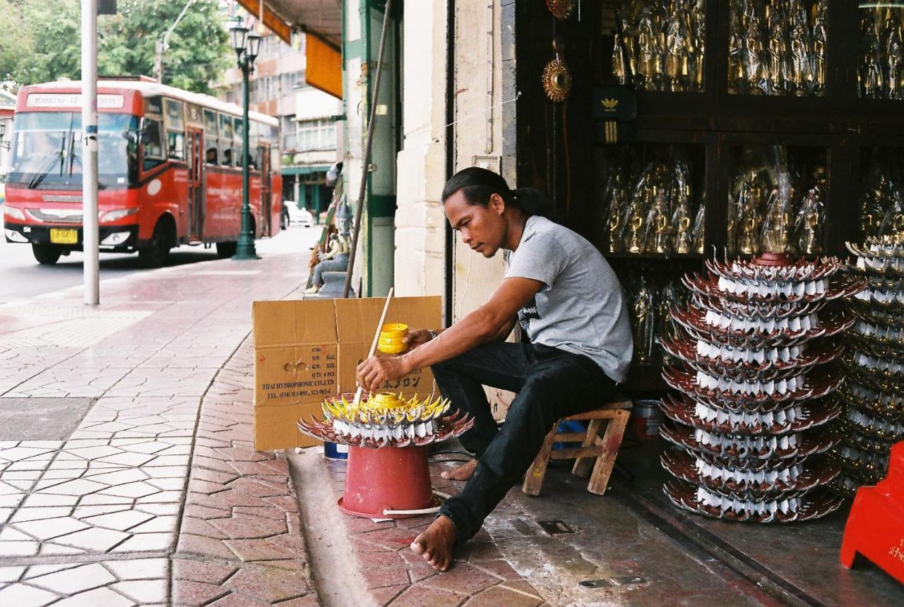 Hotel Mojo Old Town Phranakorn Bangkok Exterior foto