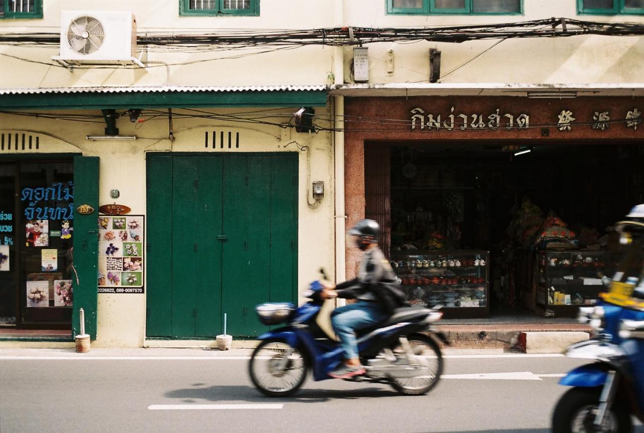Hotel Mojo Old Town Phranakorn Bangkok Exterior foto